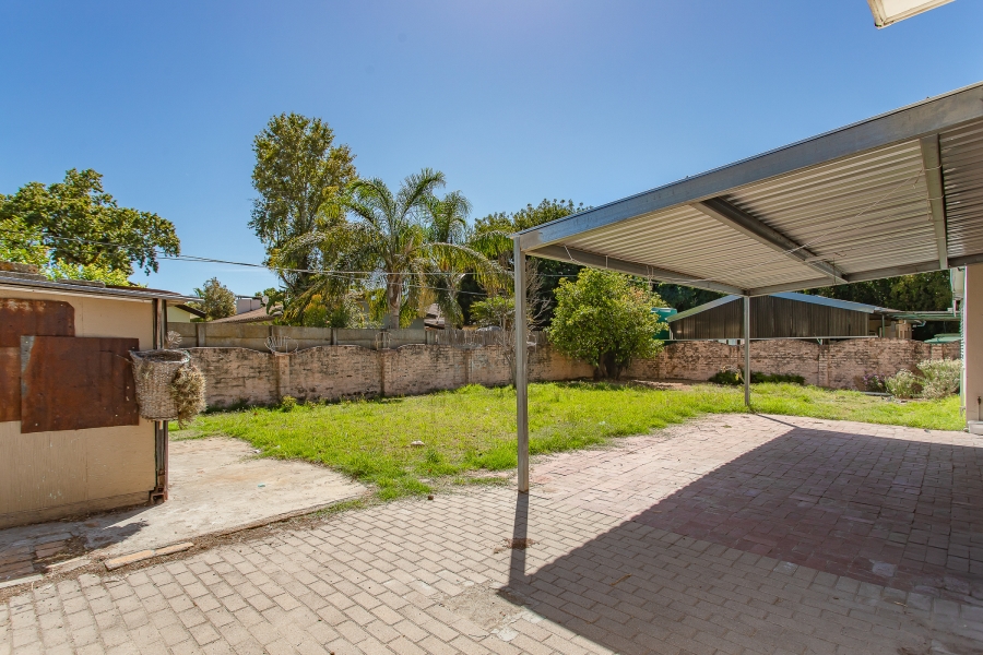 3 Bedroom Property for Sale in Lemoenkloof Western Cape